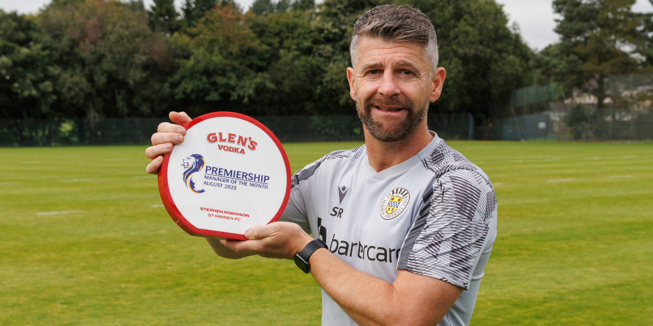 Stephen Robinson wins Scottish Premiership Glen's Manager of Month award