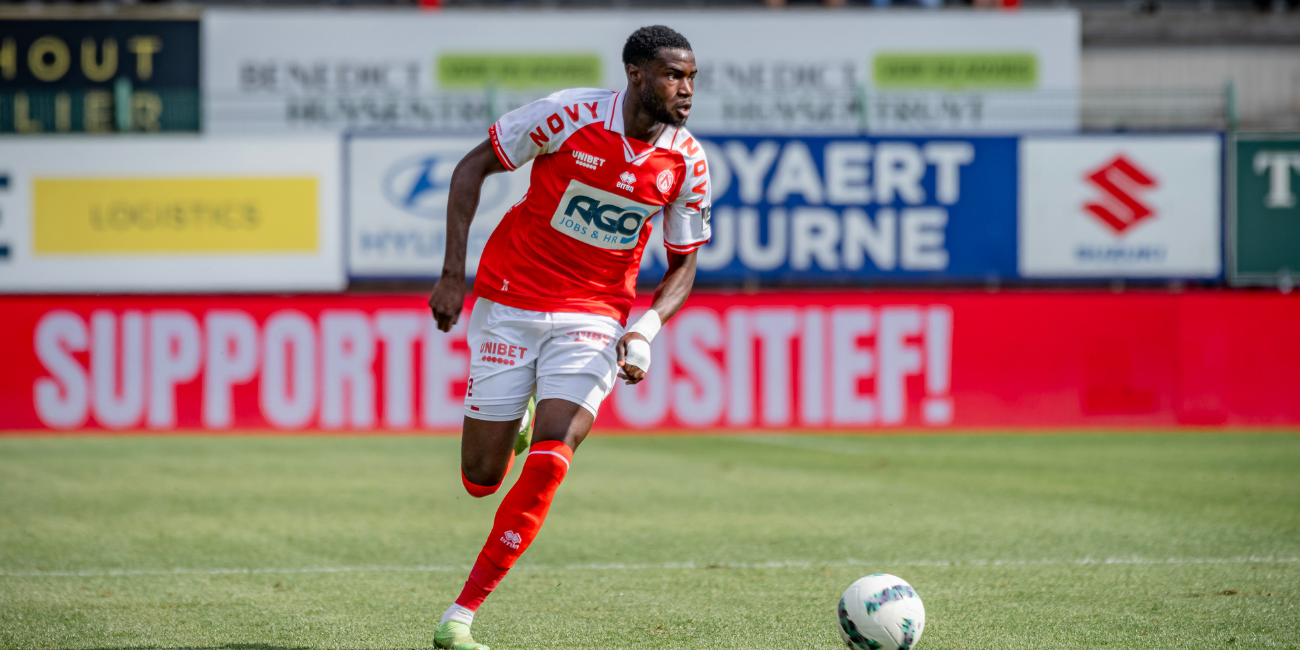 Ryan Alebiosu joins on loan from K.V. Kortrijk 