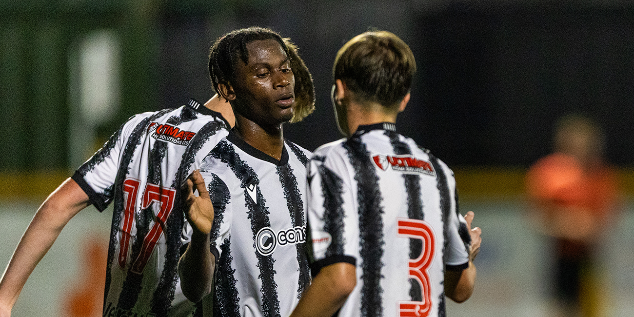 Jalmaro Calvin celebrates goal against Alloa