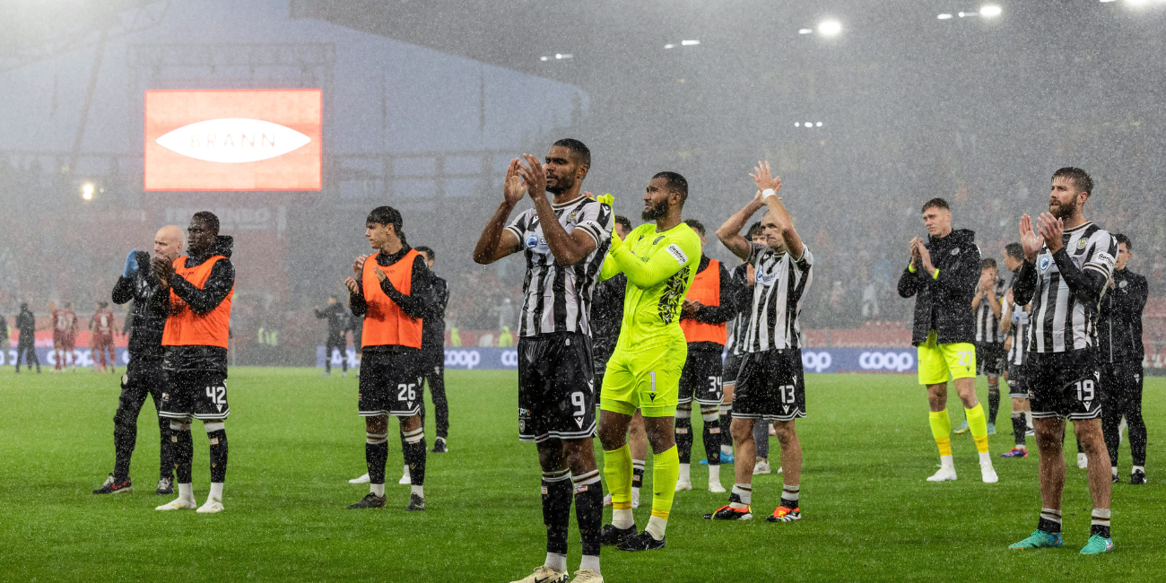 Players and staff applaud travelling support