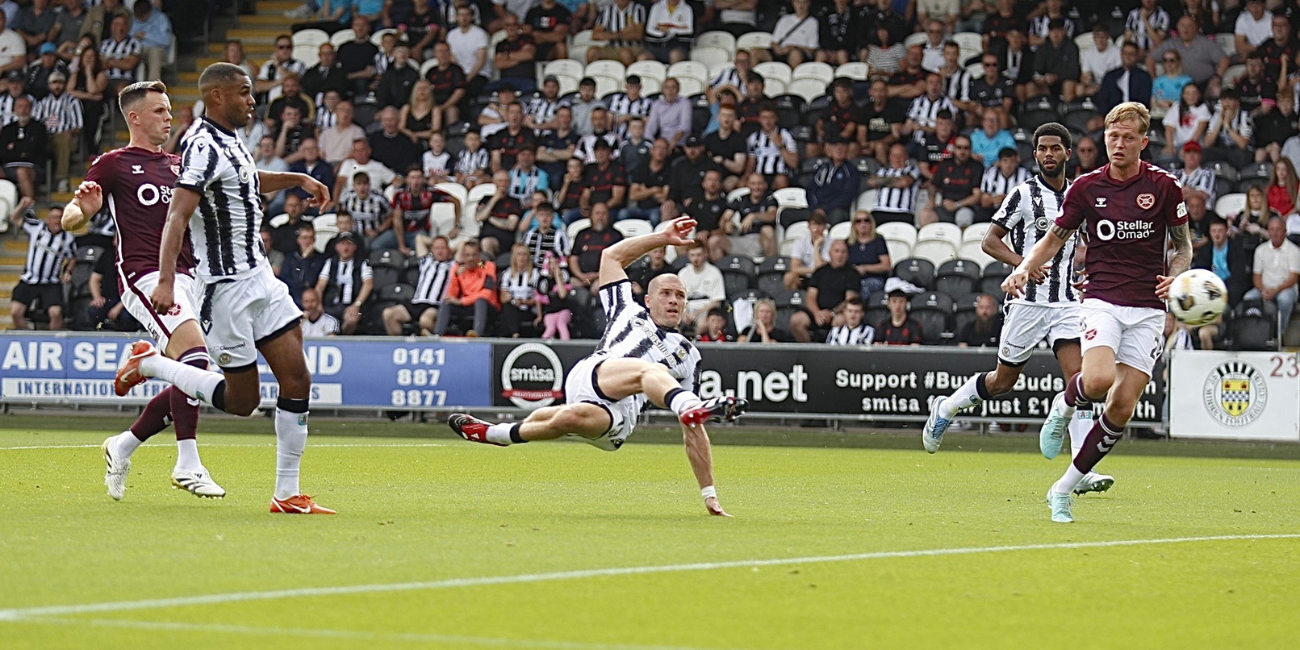 Alex Gogic opened the scoring for Saints