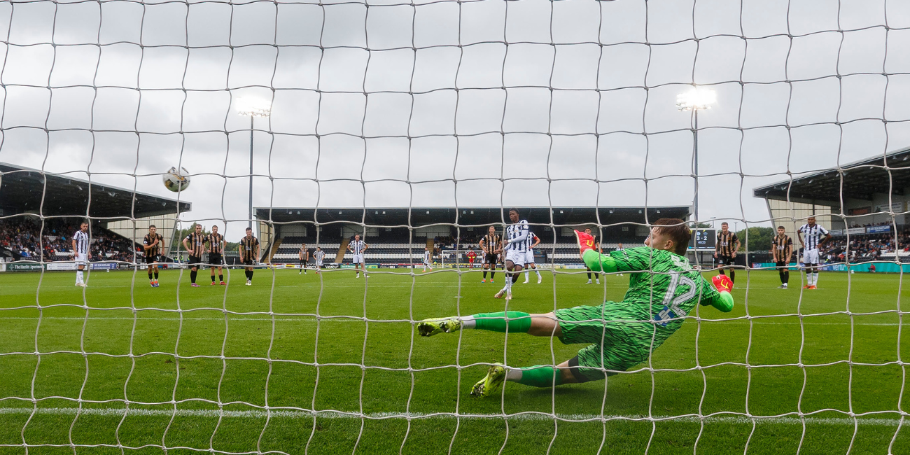 Richard King scores from penalty spot (Image: Allan Picken)