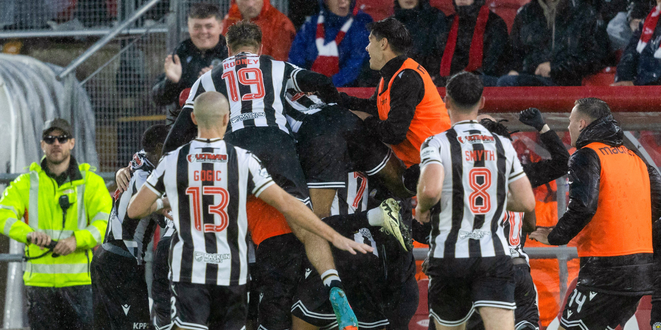 Saints celebrate Alex Iacovitti equaliser